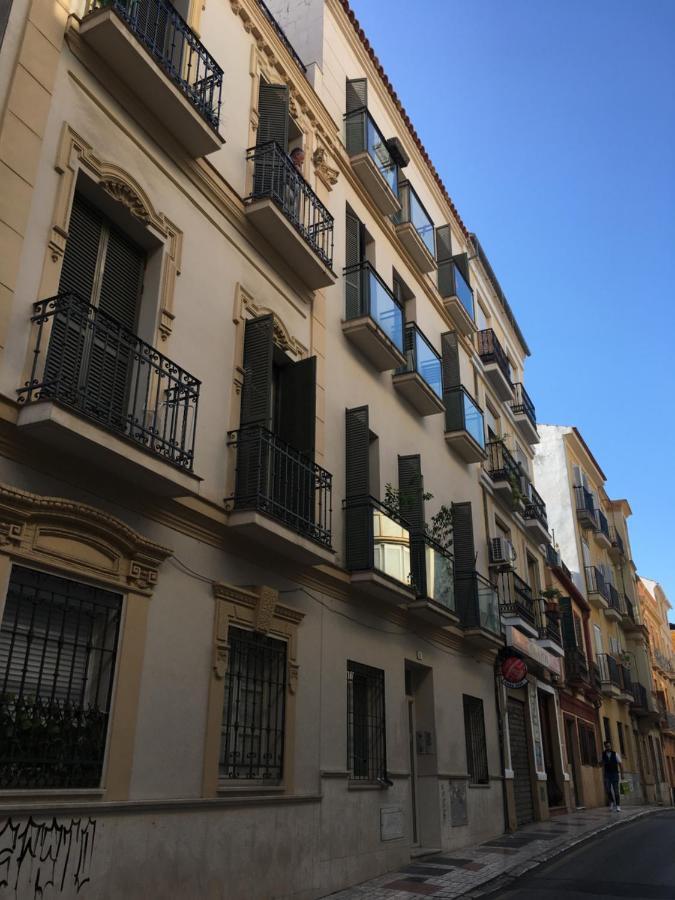 Modern Studio Flat Close To Plaza Merced Malaga Exterior photo